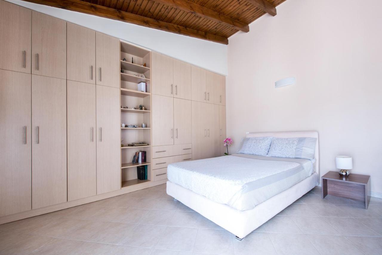 דירות Top Floor Modern Studio In Central Koropi מראה חיצוני תמונה